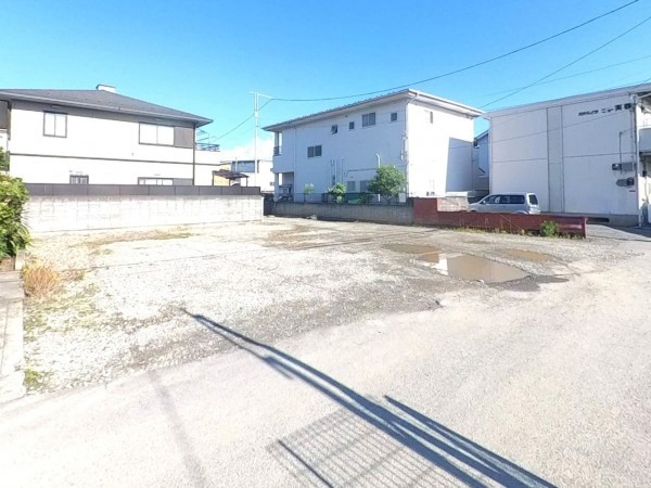 甲府市酒折、土地の画像です