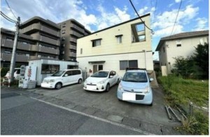 甲府市上石田、中古一戸建ての画像です