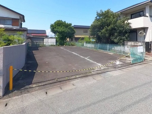 甲府市国母、土地の画像です