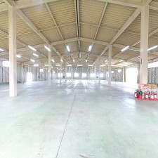 北杜市白州町鳥原、収益物件/倉庫の画像です