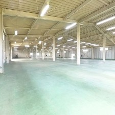 北杜市白州町鳥原、収益物件/倉庫の画像です