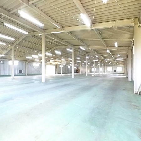 北杜市白州町鳥原、収益物件/倉庫の画像です