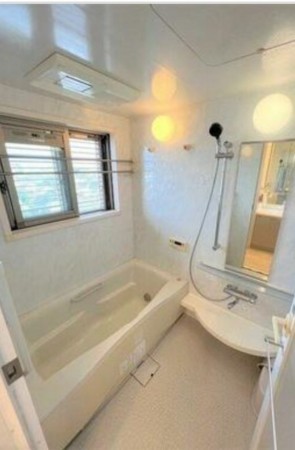 中巨摩郡昭和町清水新居、マンションの画像です