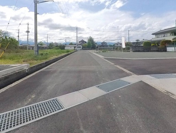 甲府市富竹、土地の画像です