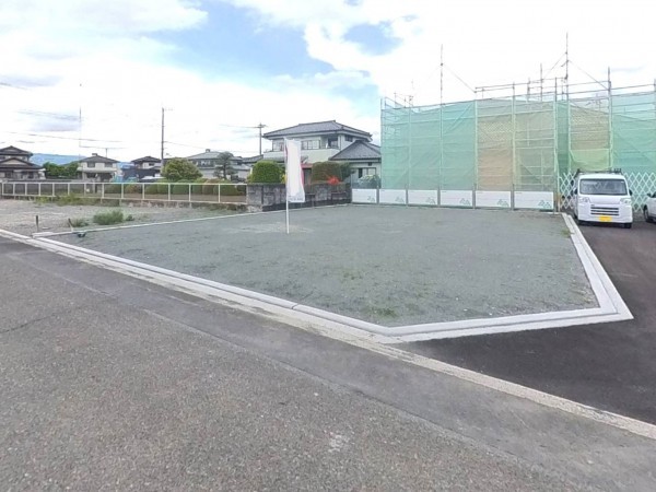 甲府市富竹、土地の画像です