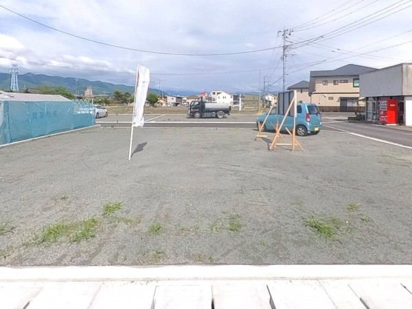 甲府市富竹、土地の画像です