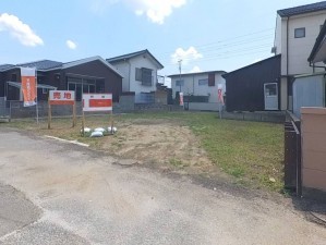 甲府市飯田、土地の画像です