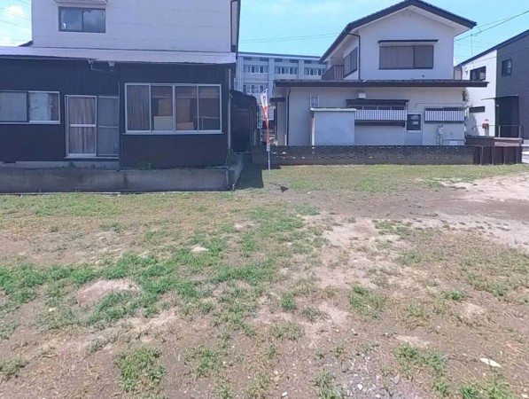 甲府市飯田、土地の画像です