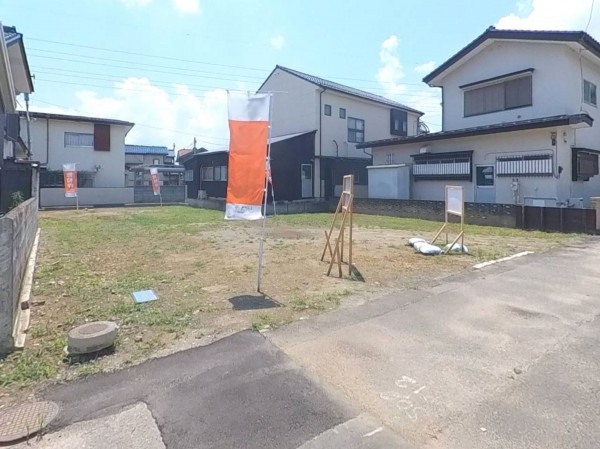甲府市飯田、土地の画像です