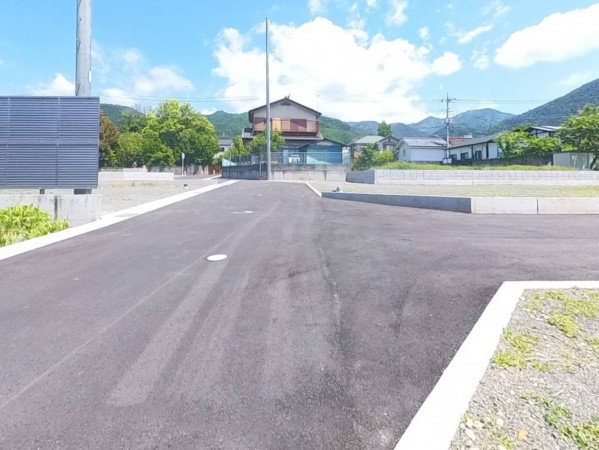 甲府市屋形、土地の画像です