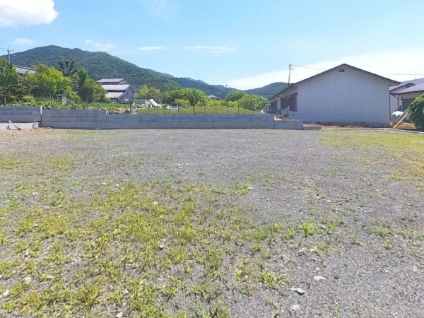 甲府市屋形、土地の画像です