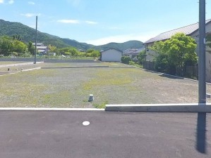 甲府市屋形、土地の画像です