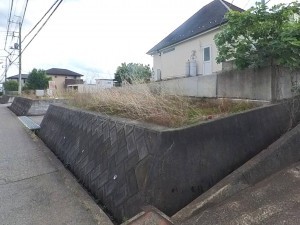 甲斐市団子新居、土地の画像です