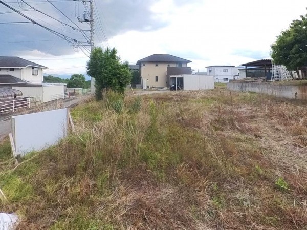 甲斐市団子新居、土地の画像です