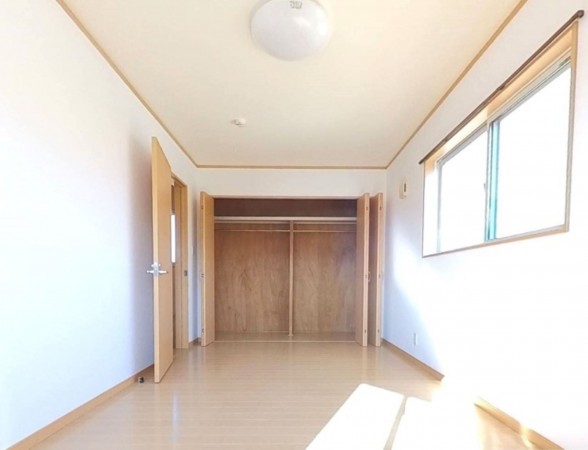 甲府市白井町、中古一戸建ての画像です