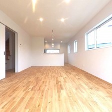 甲府市国母、中古一戸建ての画像です