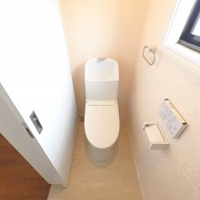甲府市国母、中古一戸建ての画像です