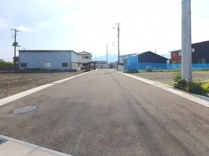 中巨摩郡昭和町紙漉阿原、土地の画像です