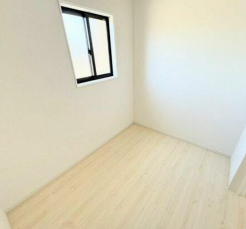甲府市大里町、中古一戸建ての画像です