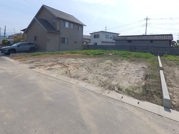甲府市大里町、土地の画像です