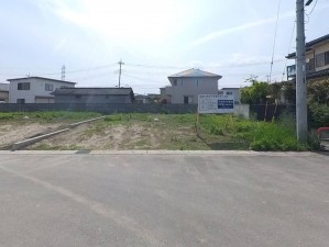 甲府市大里町、土地の画像です