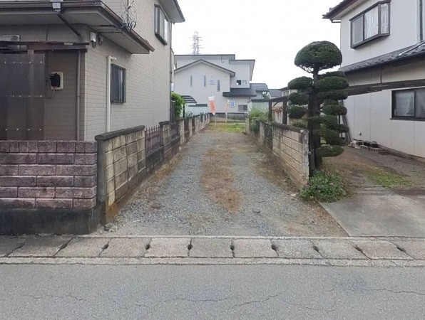 甲府市大里町、土地の画像です