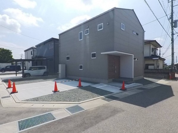 甲斐市篠原、新築一戸建ての画像です