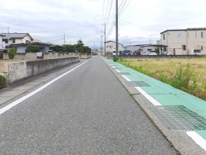 甲斐市富竹新田、土地の画像です