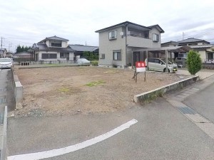 甲斐市富竹新田、土地の画像です