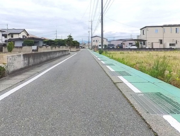 甲斐市富竹新田、土地の画像です