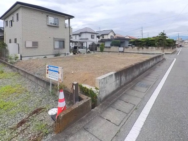 甲斐市富竹新田、土地の画像です