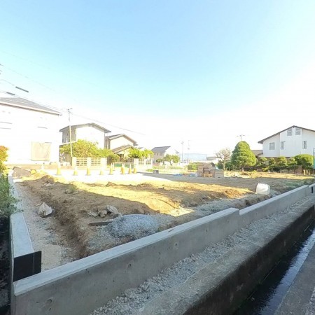 甲斐市中下条、土地の画像です