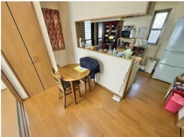 甲府市大里町、中古一戸建ての画像です
