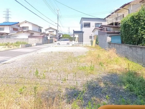 甲府市国母、土地の画像です