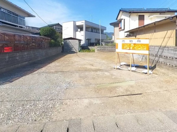 甲府市下飯田、土地の画像です