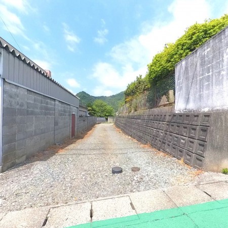 甲府市古府中町、中古一戸建ての画像です
