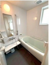 甲府市大里町、中古一戸建ての画像です