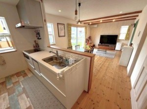 甲府市大里町、中古一戸建ての画像です