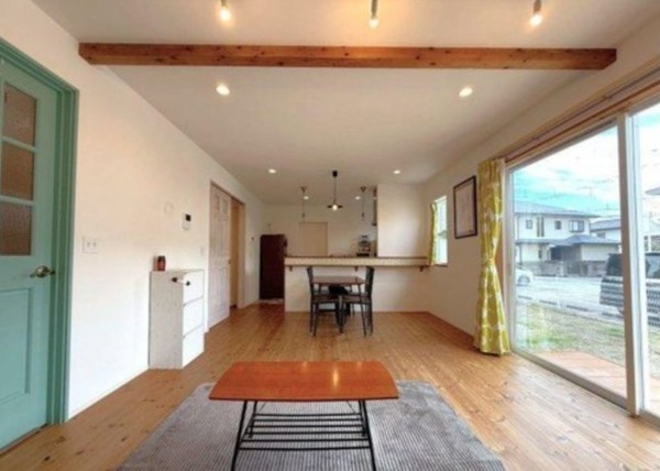 甲府市大里町、中古一戸建ての画像です