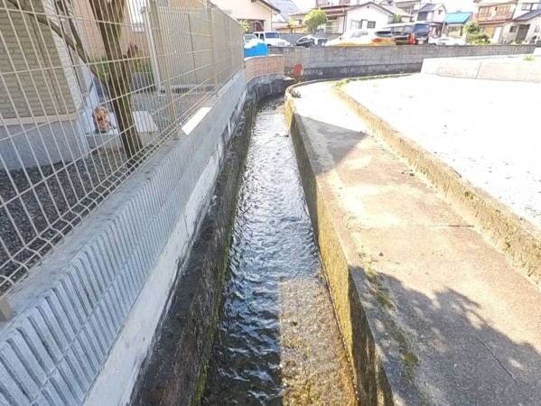 甲府市千塚、土地の画像です