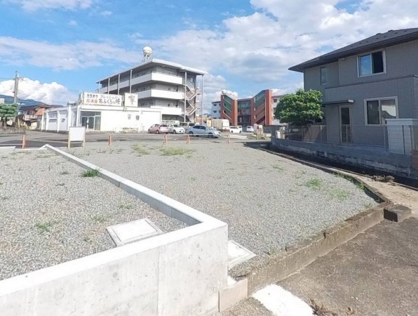 甲府市千塚、土地の画像です