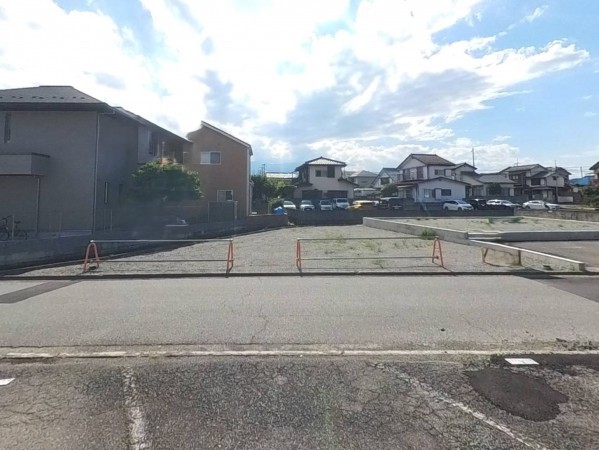 甲府市千塚、土地の画像です