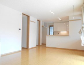 甲斐市西八幡、中古一戸建ての画像です