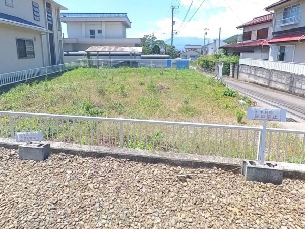 甲府市西田町、土地の画像です