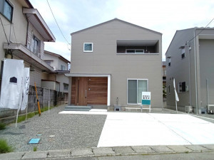 甲府市池田、新築一戸建ての画像です