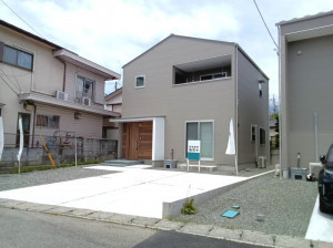 甲府市池田、新築一戸建ての画像です