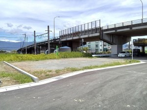 中巨摩郡昭和町河東中島、土地の画像です