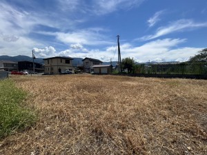 甲府市上曽根町、土地の画像です