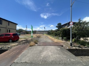 甲府市上曽根町、土地の画像です