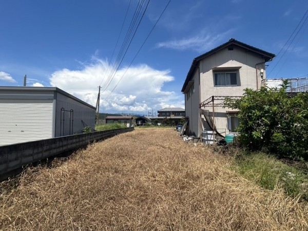 甲府市上曽根町、土地の画像です